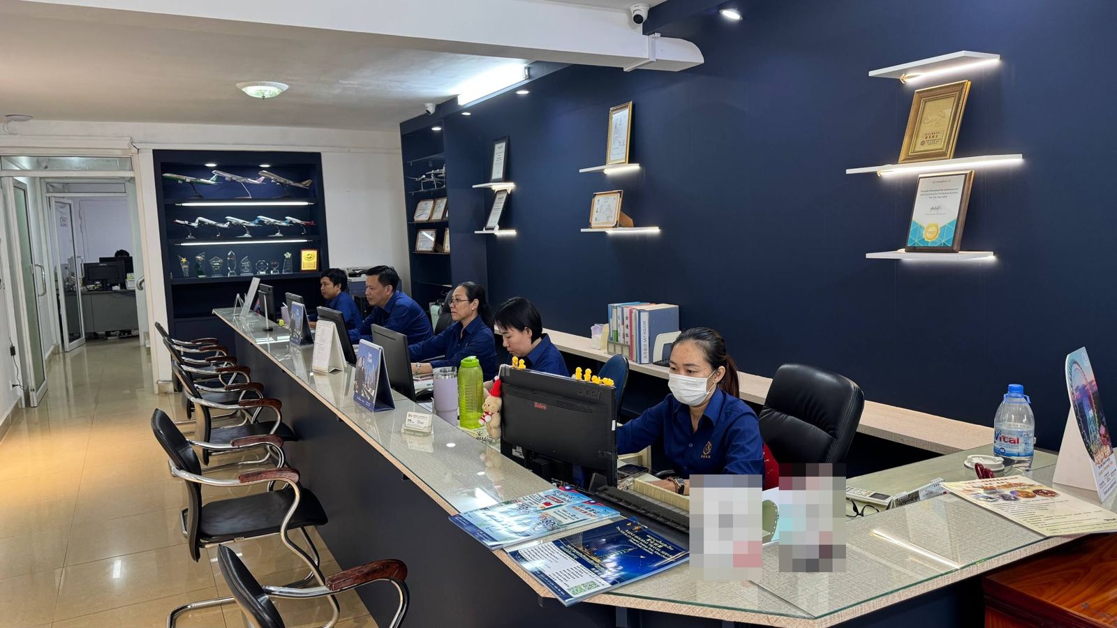 聖途假期金邊辦公室團隊